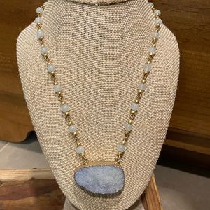 Gorgeous stone necklace
